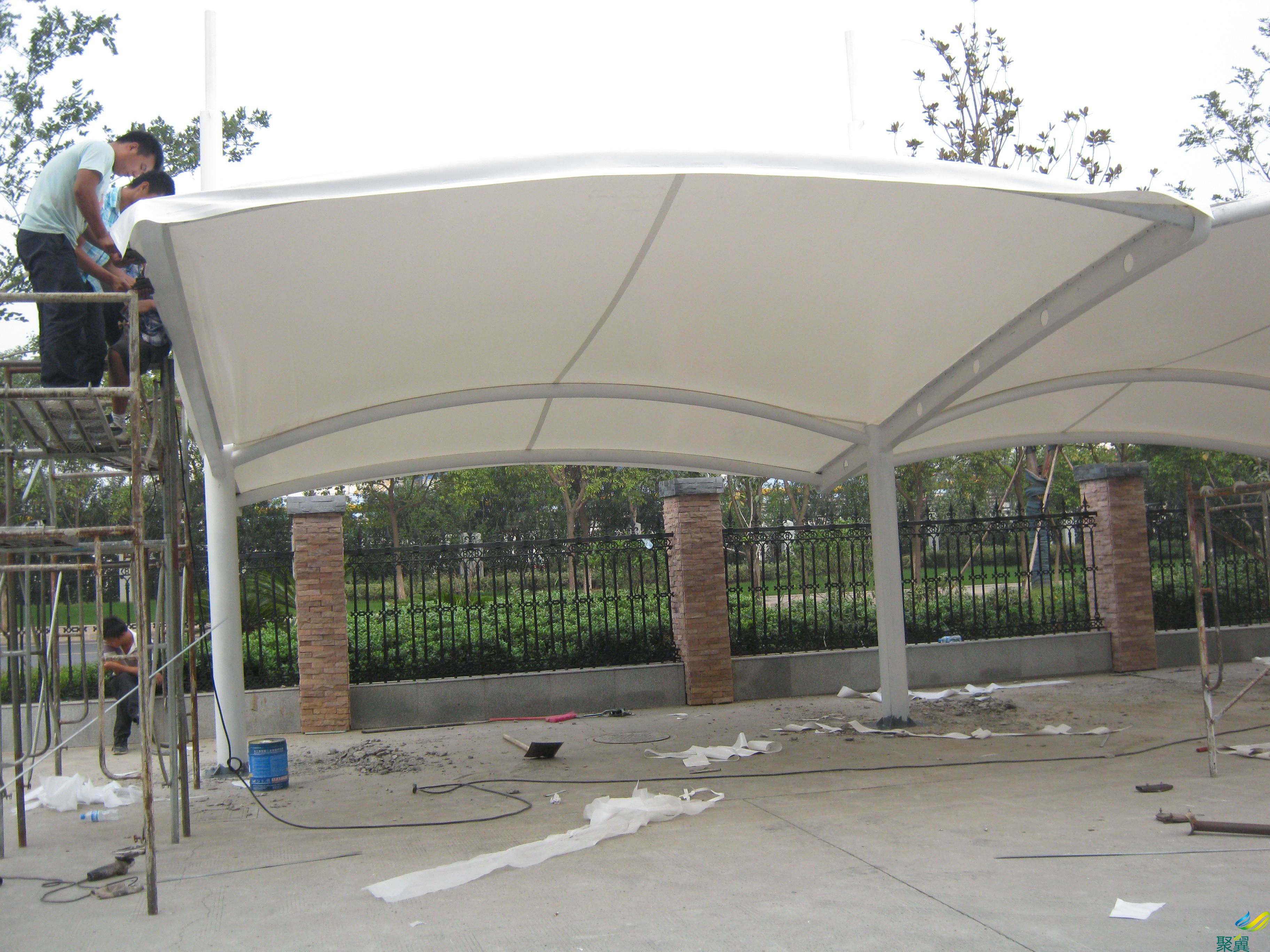 南京膜結(jié)構(gòu)車棚,膜結(jié)構(gòu)車棚