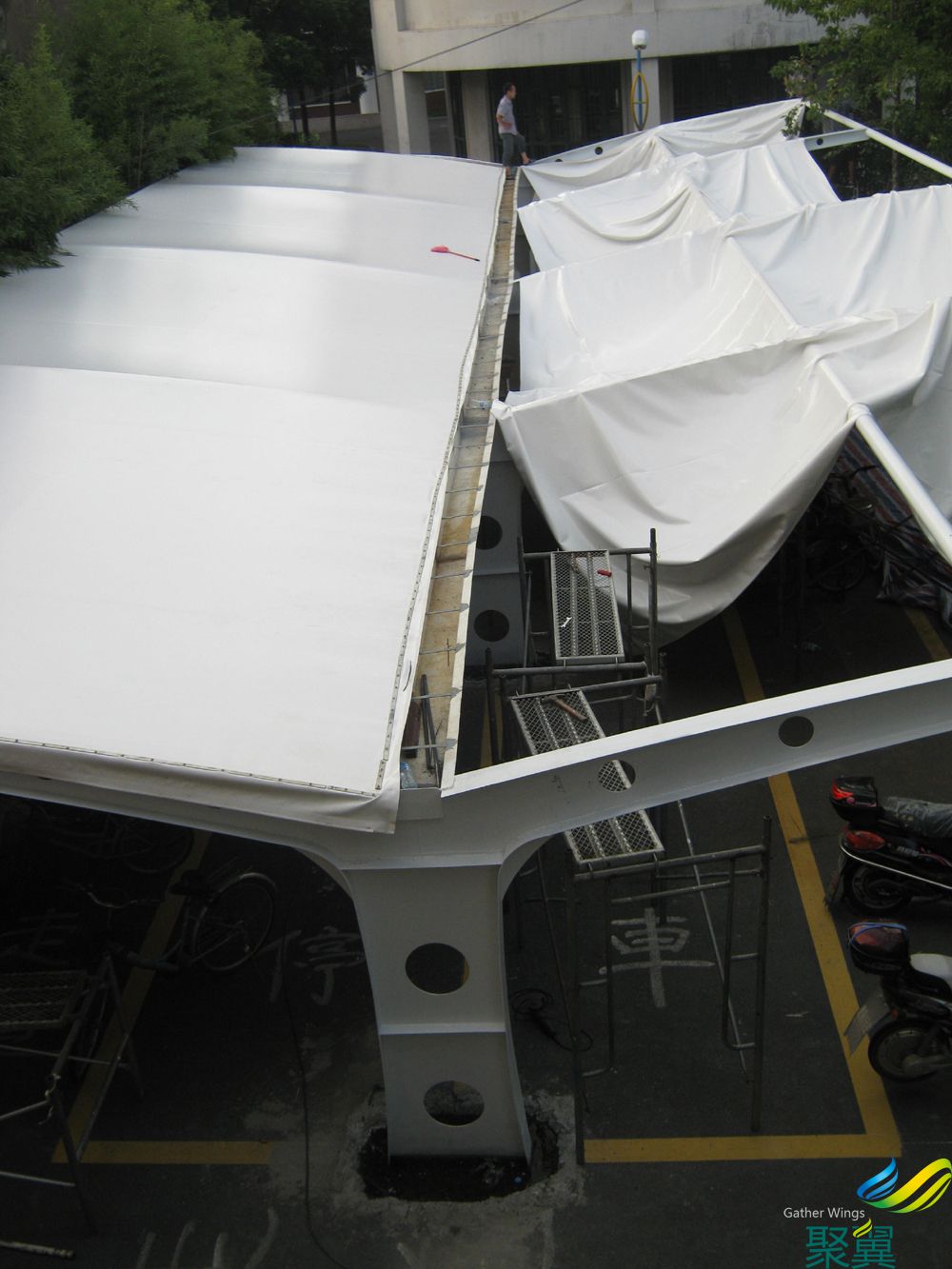 廣場膜結(jié)構(gòu)車棚,膜結(jié)構(gòu)車棚