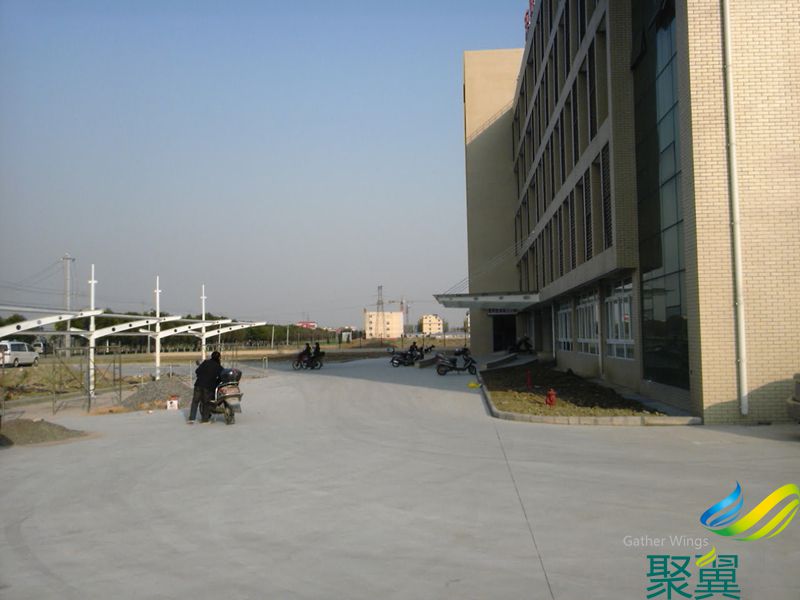 溧陽(yáng)衛(wèi)生院工程膜結(jié)構(gòu)車(chē)棚骨架