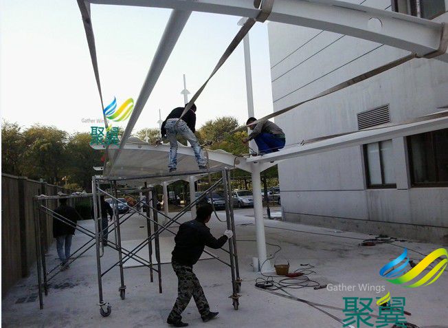 膜結(jié)構(gòu)車棚搭建,膜結(jié)構(gòu)車棚