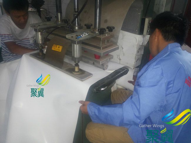 膜結(jié)構(gòu)車棚搭建,膜結(jié)構(gòu)車棚