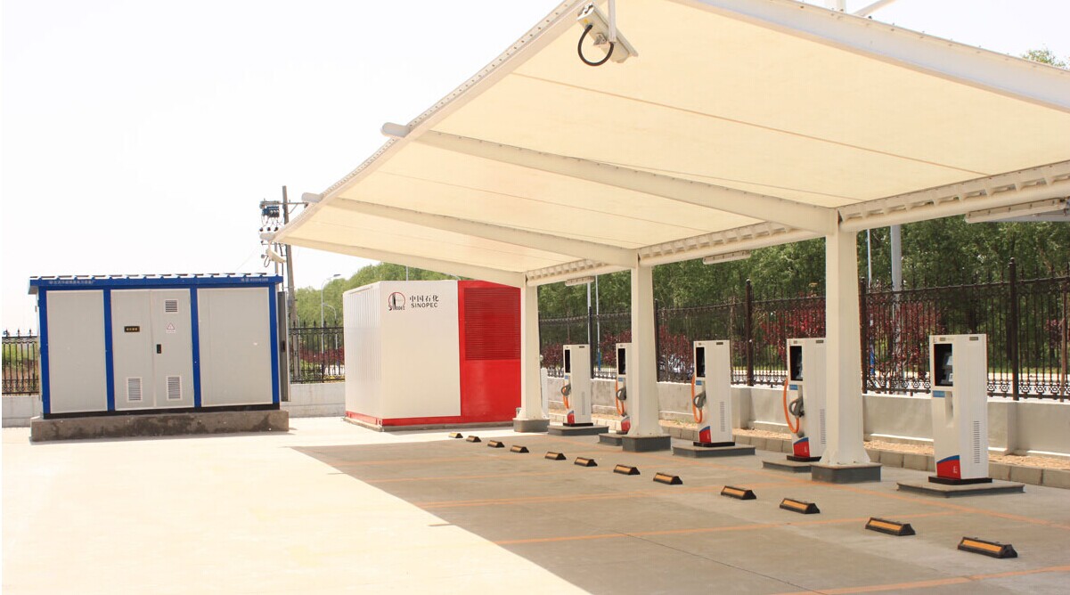 膜結(jié)構(gòu)材質(zhì)充電電動車停車棚