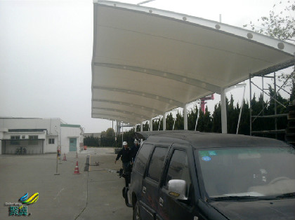 組裝膜結(jié)構(gòu)車棚免動火更安全，組裝膜結(jié)構(gòu)車棚免動火造型