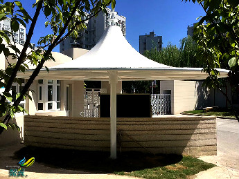 彩虹幼兒園蘑菇型遮陽(yáng)棚，蘑菇型遮陽(yáng)棚耐候性，成本低