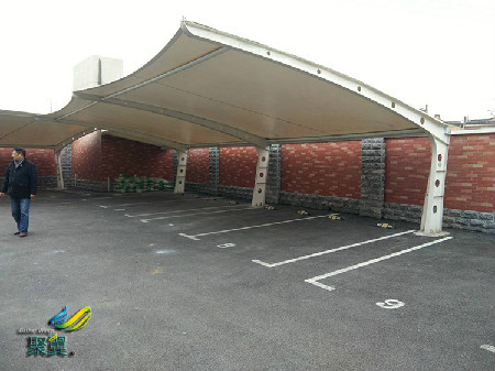 上海花園小學(xué)大型膜結(jié)構(gòu)車棚*盛大花園小學(xué)膜結(jié)構(gòu)車棚精裁