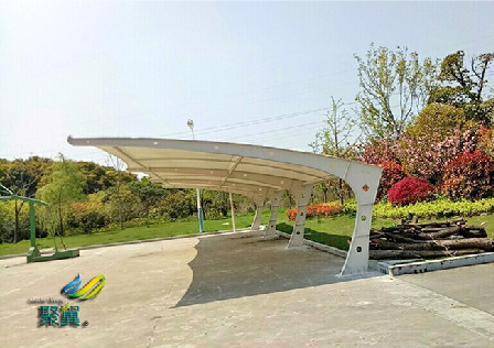 膜結(jié)構(gòu)車棚的三大防火原理