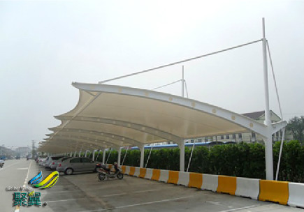    膜結(jié)構(gòu)車棚怎樣修建好 
