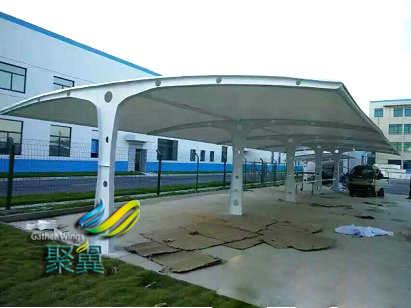 膜結(jié)構(gòu)車棚幾項(xiàng)特點(diǎn)深受大眾好評