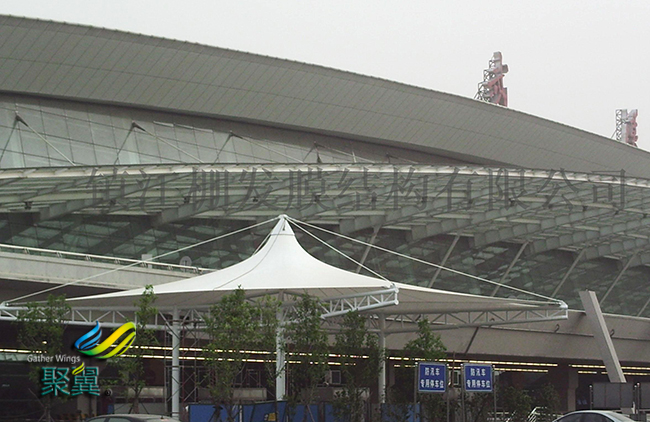 膜結構車棚施工優(yōu)勢|車棚材質會影響