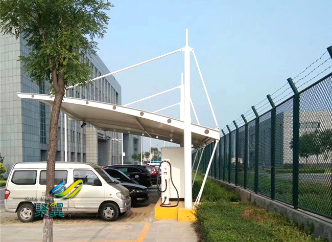 膜結(jié)構(gòu)車棚廠家如何制作|膜結(jié)構(gòu)車棚預(yù)算