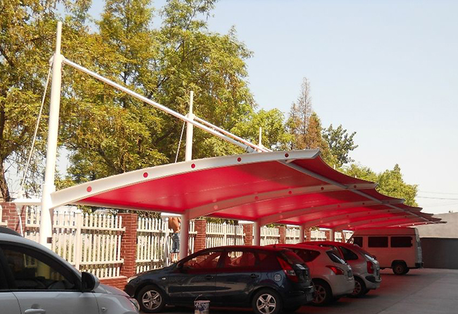  膜結(jié)構(gòu)車棚汽車棚設(shè)計(jì)要求|配件裝配