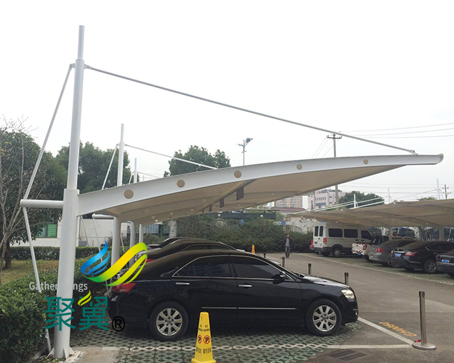 膜結(jié)構(gòu)車(chē)棚延長(zhǎng)壽命|膜結(jié)構(gòu)車(chē)棚跨度大 