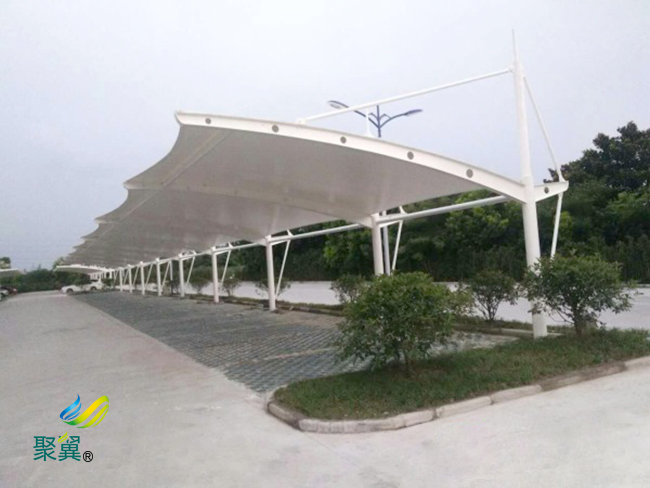 膜結(jié)構(gòu)車棚多樣性|膜結(jié)構(gòu)車棚不受受力性能變形