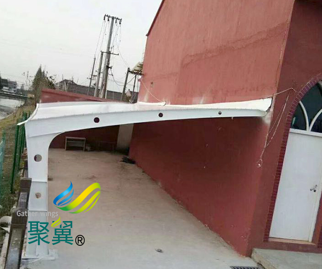 膜結(jié)構(gòu)車棚綠色環(huán)境保護|膜結(jié)構(gòu)車棚強的張力