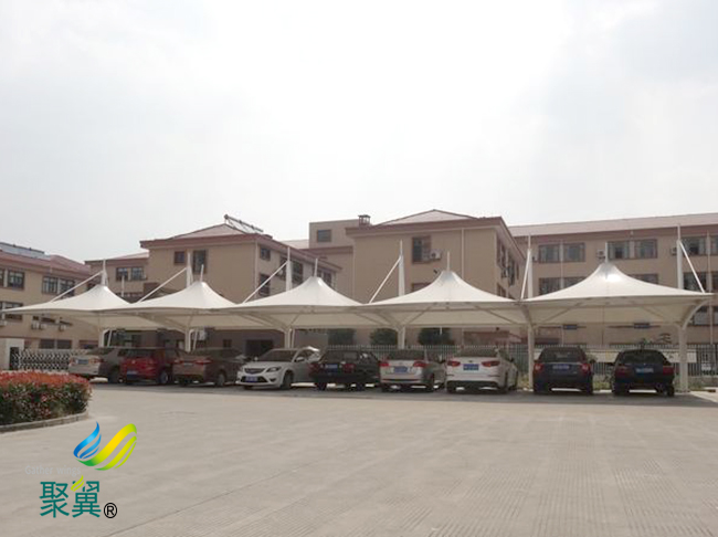 膜結(jié)構(gòu)車棚的作用只是放置車輛方便快捷