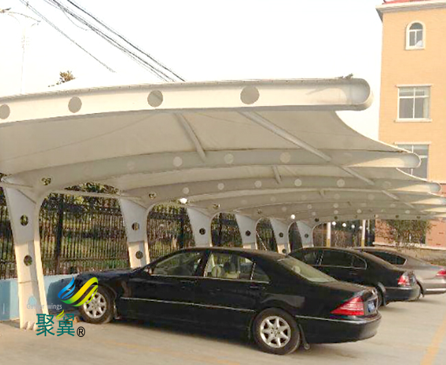 膜結(jié)構(gòu)車棚搭建完善|膜結(jié)構(gòu)車棚設(shè)計結(jié)合
