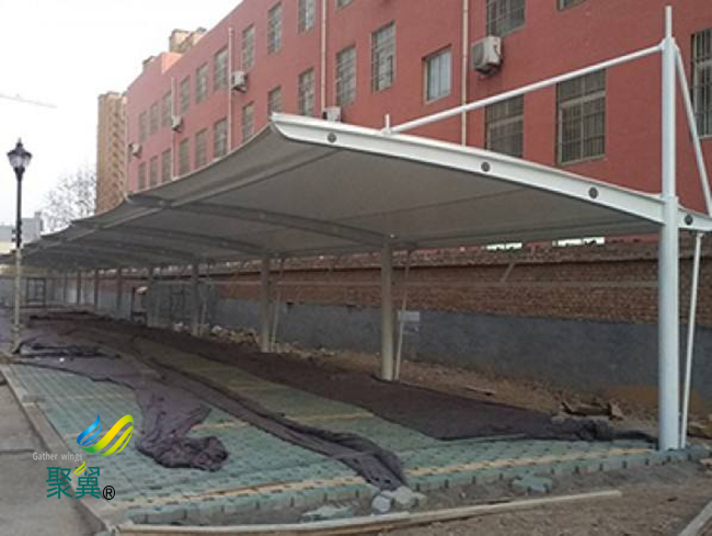 膜結(jié)構(gòu)車棚美觀度|膜結(jié)構(gòu)車棚清洗便當(dāng)