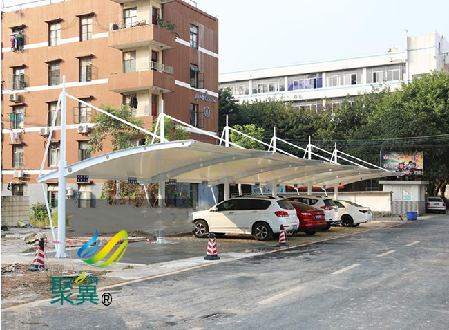 膜結(jié)構(gòu)車棚防腐|膜結(jié)構(gòu)車棚安全性高