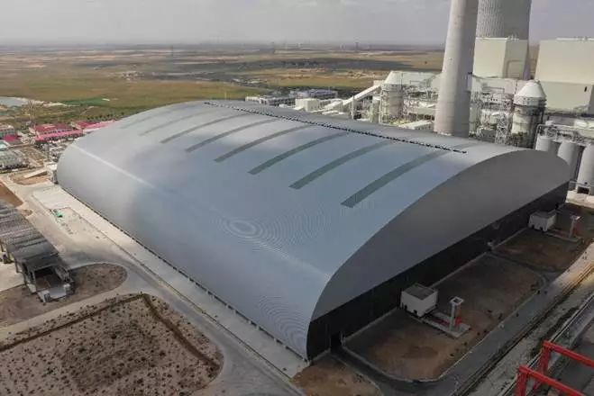 大跨度煤棚設(shè)計施工軟膜煤棚材料防火B(yǎng)1級