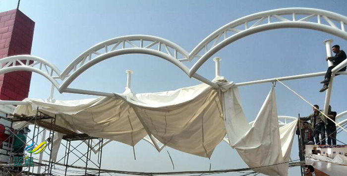 安徽膜結(jié)構(gòu)車棚膜布厚度批發(fā)加工生產(chǎn)廠家是什么牌子生產(chǎn)