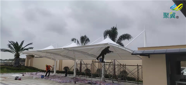 膜結(jié)構(gòu)帽頂車棚03